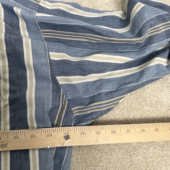 Dockers Men's Blue and White Striped Casual Shirt - Picture 6 of 10